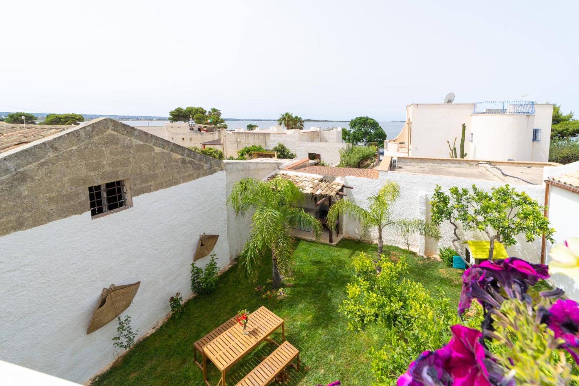 Baglio Tuzza Hotel Марсала Екстериор снимка